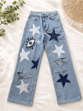 Light Blue Star-Appliqué Wide Leg Jeans - Women's Denim